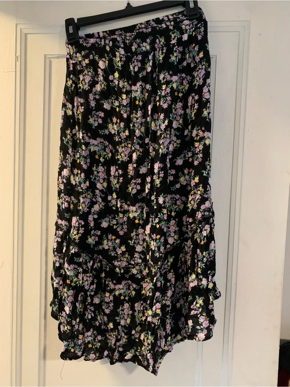 Women’s Small Hippie Rose Black Floral High-Low Midi Skirt - Lilac Floral